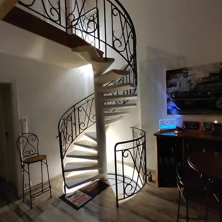 Face A La * كورسول-سور-مار