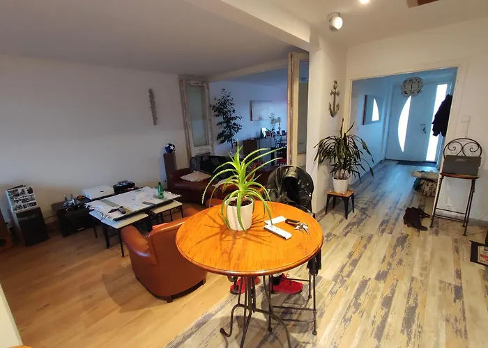 Face A La * Courseulles-sur-Mer