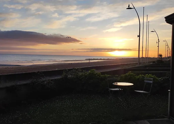 Holiday home Face A La Courseulles-sur-Mer